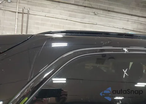 2023 Volvo Xc60 Plus Dark Theme z USA, uszkodzony, nr VIN YV4L12RW7P1288940